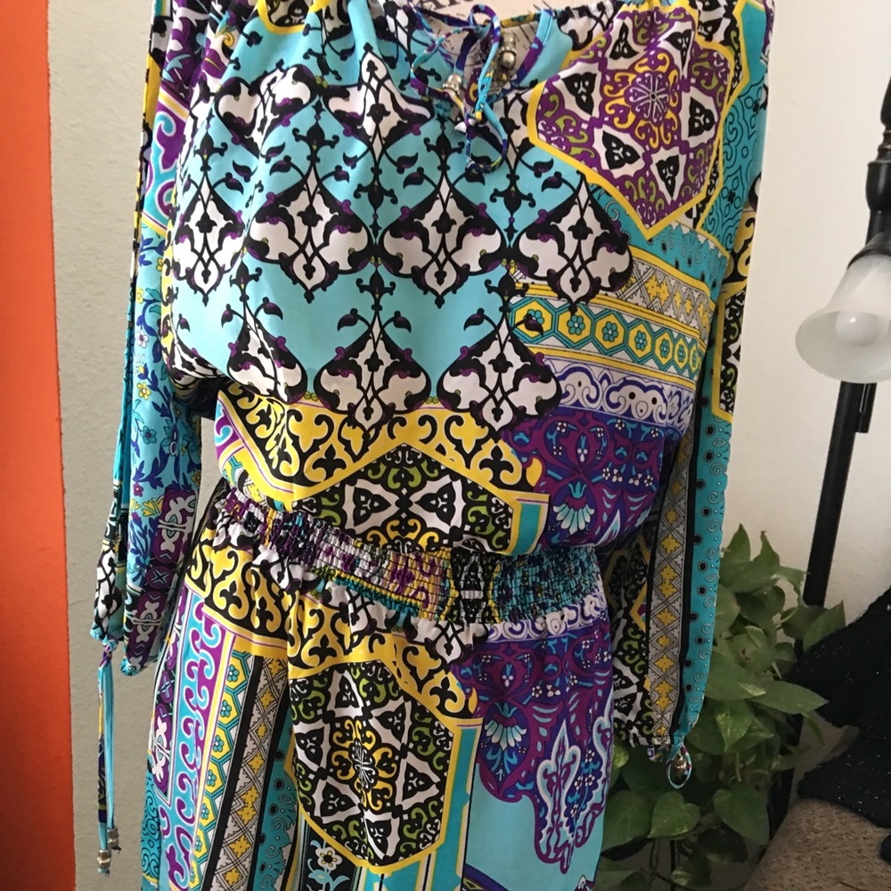 Cache Dress - Picture 2 of 5